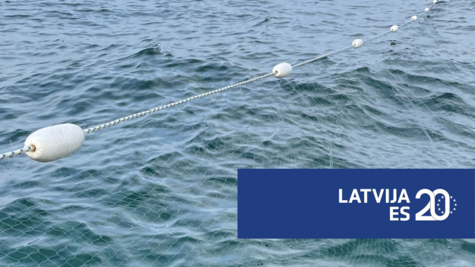 Latvija ES 20, zvejas tīkls jūrā
